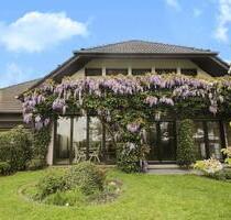 Doppelhaushälfte, ca. 194 m² mit Terrasse, Garten und Garagen in Ratingen - Breitscheid - Miete -