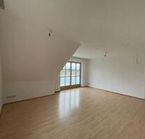 helle Dachgeschosswohnung, 3 Zimmer, zu vermieten, Nähe Neunburg - Neunburg vorm Wald