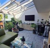 Saniertes Reihenmittelhaus mit Wintergarten in Reutlingen