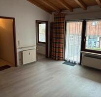 Zwei-Zimmer-Wohnung hell und ruhig gelegen - Springe