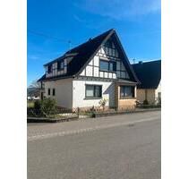 Einfamilienhaus mit Garten, Dachterrasse & Garage (Reifferscheid) - Adenau