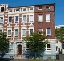 Wohnung mit großer Küche, sep. Eingang und Balkon - Wilhelmshaven Heppens