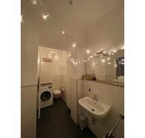 ANFRAGE STOPP! wunderschöne 2-ZW mit Badewanne und Einbauküche - Leipzig Nord