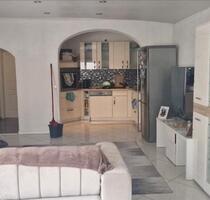 Mietwohnung - 1.200,00 EUR Kaltmiete, ca.  90,00 m² in Beindersheim (PLZ: 67259)
