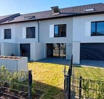 Reihenhaus 145+19 m² Spitzboden inkl. 2 Stellpl. - Barsinghausen