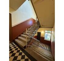 Traumhafte Denkmal-Wohnung mit Lift, Balkon, Parkett, Design Bad - Chemnitz