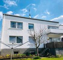 Großzügiges Dreifamilienhaus mit viel Potential - Brakel
