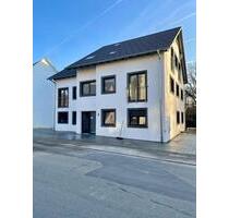 Moderne 4,5-Zimmer-Wohnung in Böbingen a.d.R - Böbingen an der Rems