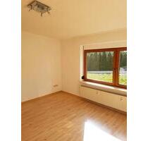 2 12 Zimmer - Erdgeschoßwohnung in Aalen-Fachsenfeld