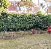 Garten mit Häuschen - 2.700,00 EUR Kaltmiete, ca.  0,00 m² in Gotha (PLZ: 99867)