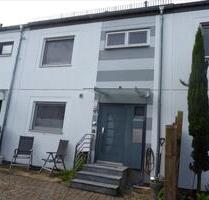 Reihenmittelhaus mit Traumgarten in Bingen-Büdesheim - 3 Garagen - Bingen am Rhein