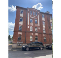 80 m²-Wohnung in Gotha-Zentrum: Dachgeschoss, Einbauküche, Stellp