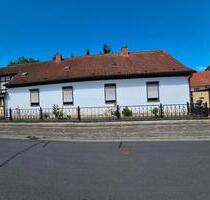 Einfamilienhaus - 159.000,00 EUR Kaufpreis, in Drei Gleichen (PLZ: 99869)