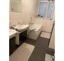 4 Zimmer Wohnung Schönaich - 1.100,00 EUR Kaltmiete, ca.  100,00 m² in Schönaich (PLZ: 71101)