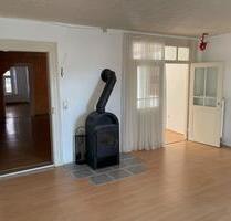 Große 4-Zimmer DG Wohnung im Zentrum von Münchberg