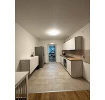 3 Zimmer Wohnung neu renoviert mit einbauküche - Stuttgart Stuttgart-Ost