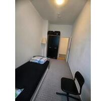 Eine Zimmer (WG ) - 500,00&nbsp;EUR Kaltmiete, ca.&nbsp; 48,00&nbsp;m&sup2; in Berlin (PLZ: 10439) Pankow