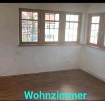 schöne, helle 2,5 Zimmer Wohnung mit Balkon + Autoabstellplatz - Neudenau