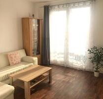 All-in-One: Furnished Apartment with Office & Bedroom - Berlin Lichtenberg