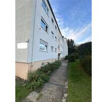 Kernsanierte 3 -Zimmer-Wohnung mit Balkon &Tiefgaragenstellplatz - Steinenbronn