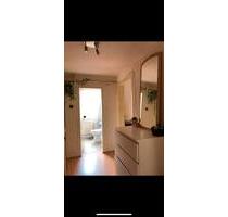 Dachgeschosswohnung- 3,5 Zimmer - ca. 55m² - nur Studenten - Kassel Philippinenhof-Warteberg