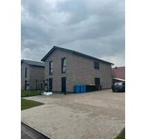 Neubau Wohnung - 750,00 EUR Kaltmiete, ca.  82,00 m² in Barßel (PLZ: 26676)