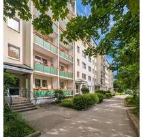 **Frisch renoviert** 2-Zimmer mit Balkon - Freiberg