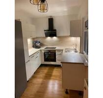 Zentrale 3-Zimmer-Wohnung mit Balkon & Parkplatz - Greiz