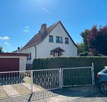 Einfamilienhaus mit Parkanlage in Erfurt zu kaufen