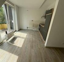 Erstbezug nach Sanierung 3-Zi Wohnung 70 m² mit Balkon in Kiel Wellingdorf