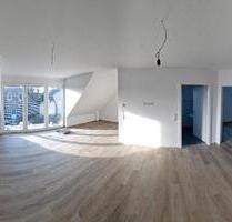 Schöne helle Oberwohnung - 850,00 EUR Kaltmiete, ca.  53,00 m² in Hage (PLZ: 26524)