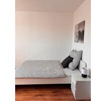 2 freie Zimmer in moderner 4er-WG – saniert, möbliert & bezugsfertig! - Frankfurt am Main Eschersheim