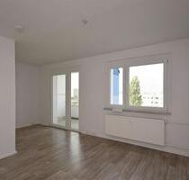 Sofort bezugsfertige Zwei-Raum-Wohnung in seniorenfreundlichem Wohnhaus - Halle (Saale) Silberhöhe