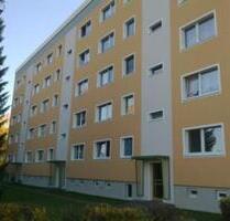 große 3 Raum Wohnung mit Balkon - Mülsen