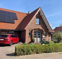 Von Privat:Großzügiges Einfamilienhaus in 26340 Zetel - Neuenburg