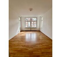 Helle 2-Zimmer-Wohnung mit Balkon in Leipzig Gohlis-Süd 764€ warm