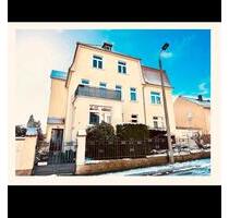 Erstbezug 5. Raum Wohnung 2. OG Altbauwohnung Garten - Oschatz