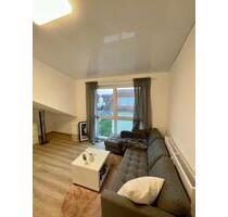 Moderne 1-Zimmer Dachgeschosswohnung mit Balkon in Niedermittlau - Hasselroth