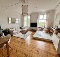 Helle, möblierte Wohnung ab 01.09.25 - 2 Zimmer + Wohnküche 95qm - Berlin Neukölln