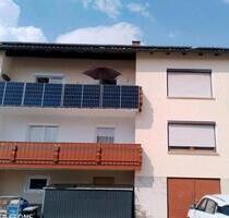 Einfamilienhaus mit 2 Wohnungen - Regen