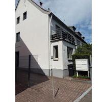 1 Zimmer Wohnung 380€ Plus Nebenkosten - Köln Porz