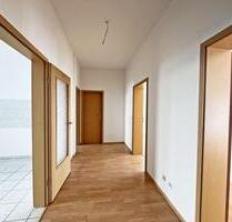 *** Großzügige 2-Zimmer-Wohnung mit Balkon in Chemnitz-Hilbersdorf ***