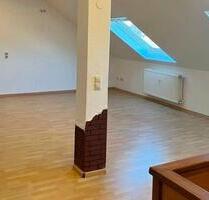 Ich miete eine Wohnung. - 900,00 EUR Kaltmiete, in Bergisch Gladbach (PLZ: 51465)