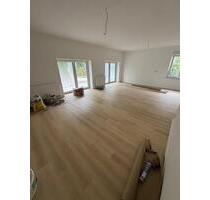 Attraktive 4-Zi.-Wohnung, grüne Lage, direkt am Stadtpark - Horn-Bad Meinberg