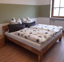 Ferienwohnung, Appartement - 85,00 EUR Kaltmiete, in Forstinning (PLZ: 85661)