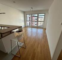 Moderne 2-Zimmer-Wohnung mit Einbauküche, Fußbodenheizung & Aufzug - Berlin Friedrichshain-Kreuzberg