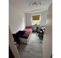 Spacious Private Room for Rent in 4-Room Shared WG Apartment - München Bogenhausen