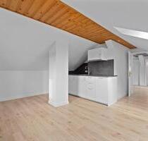 Renovierte 2,5 Zimmer Wohnung mit eigenem Gartenteil - Florstadt
