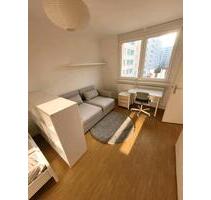 1-Zimmer-Wohnung Berlin - 690,00 EUR Kaltmiete, in Berlin (PLZ: 10319) Lichtenberg