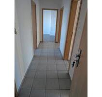 4 Raum Wohnung mit Balkon - 365,00 EUR Kaltmiete, in Schleife (PLZ: 02959)